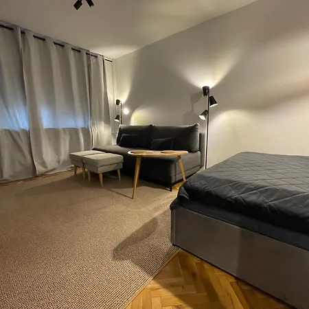 Klimatyczna Kawalerka W Centrum Apartament